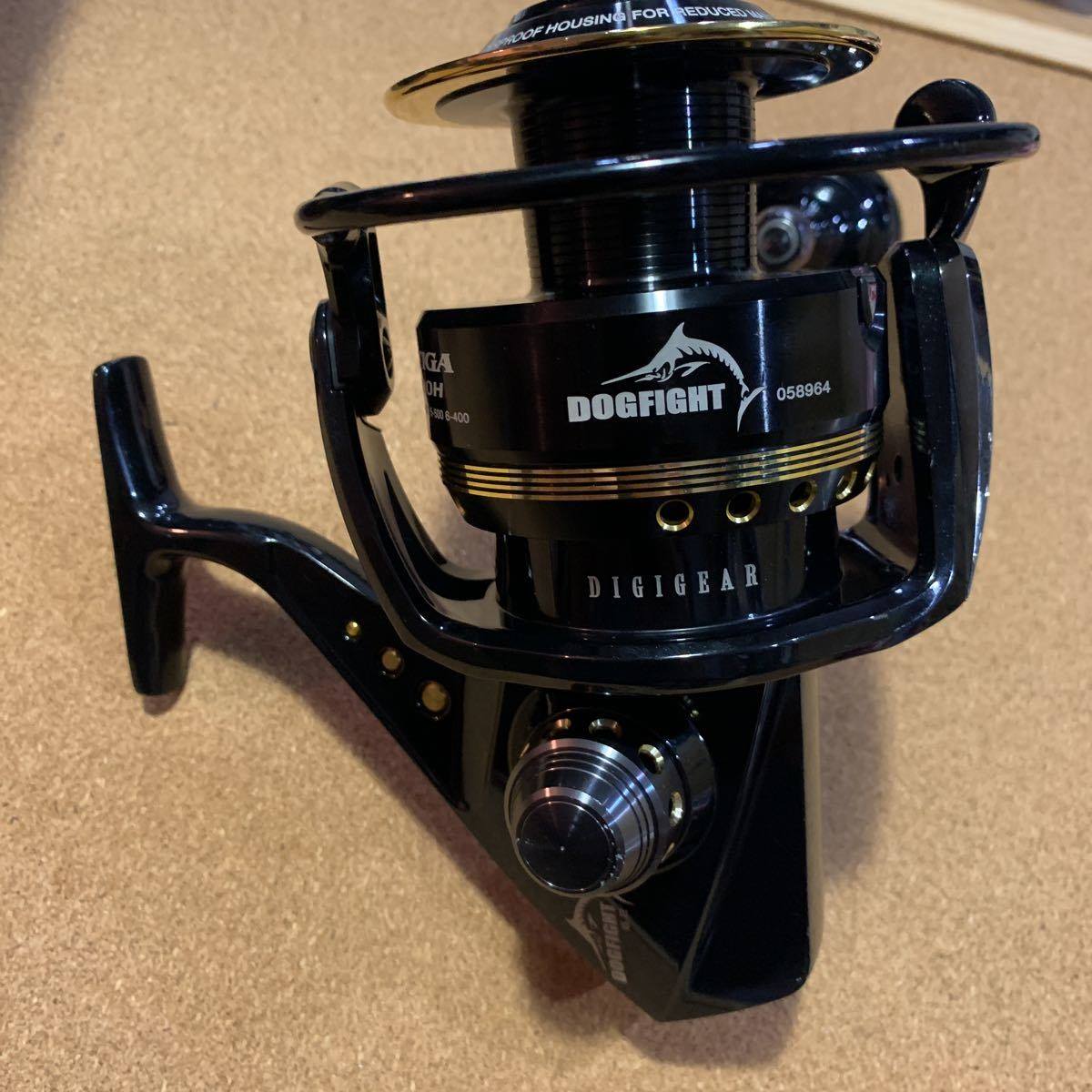USED : DAIWA Saltiga Z 6500 H Dog Fight PRICE : 2600 ( shipping