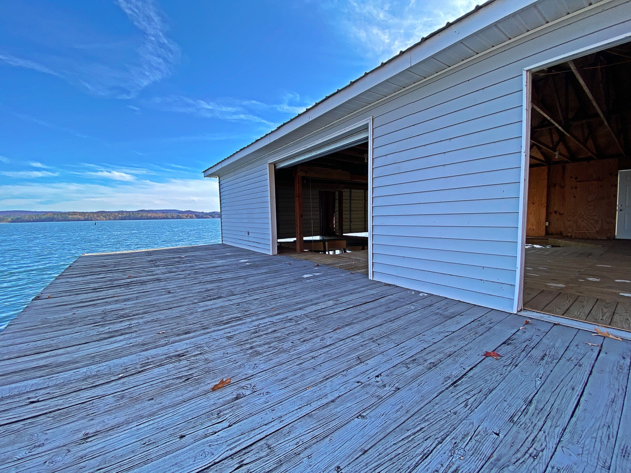Who do you know that is looking to getonlakeguntersville ? Don't let