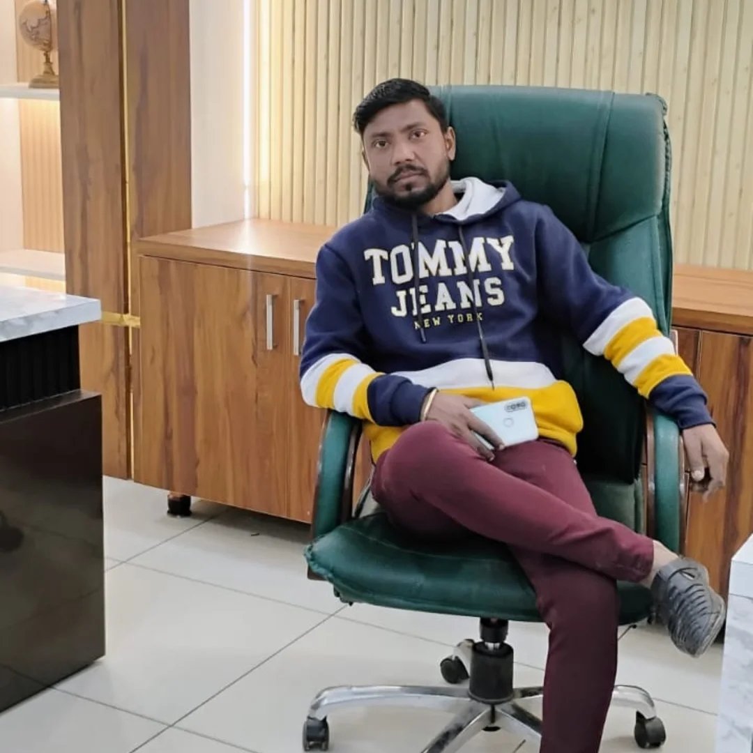 Tanveer Chauhan Râj on Reels | Facebook