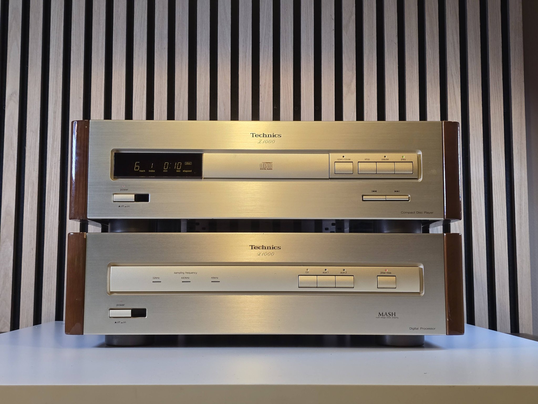 Technics テクニクス SL-Z1000-A CDトランスポート