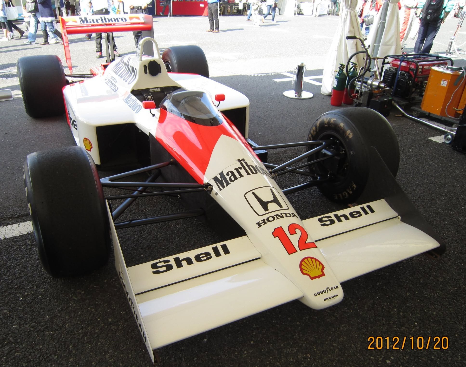 Mclaren No. 12 Marlboro おタ WAVD PASI ስተረታ Marlbe Marlh H
