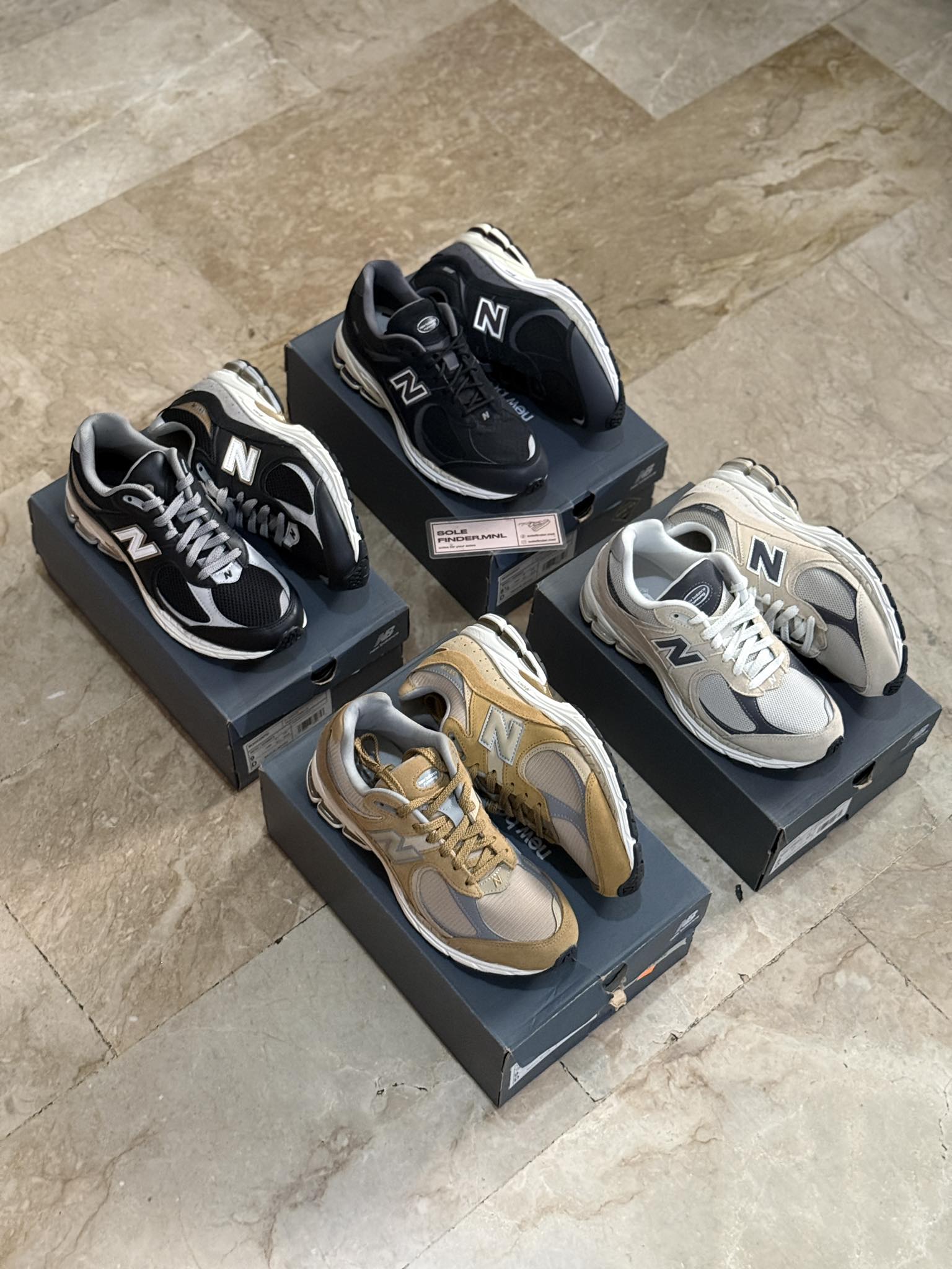 New Balance 2002R MEGA SALE (BELOW RETAIL) TOP (LEFT TO RIGHT) New 