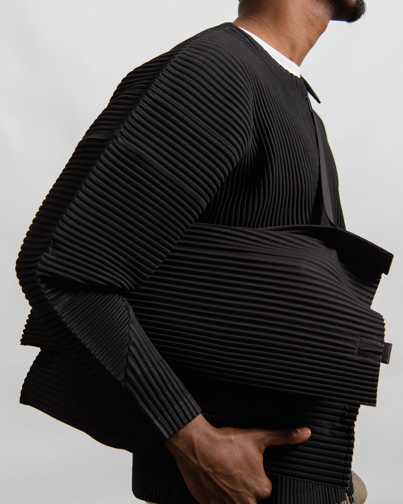 The Homme Plissé Issey Miyake MC September Pleated Zip Cardigan