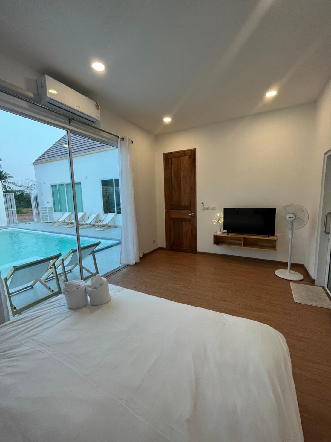 The PaVillu de Maeklong Amphawa Pool Villa