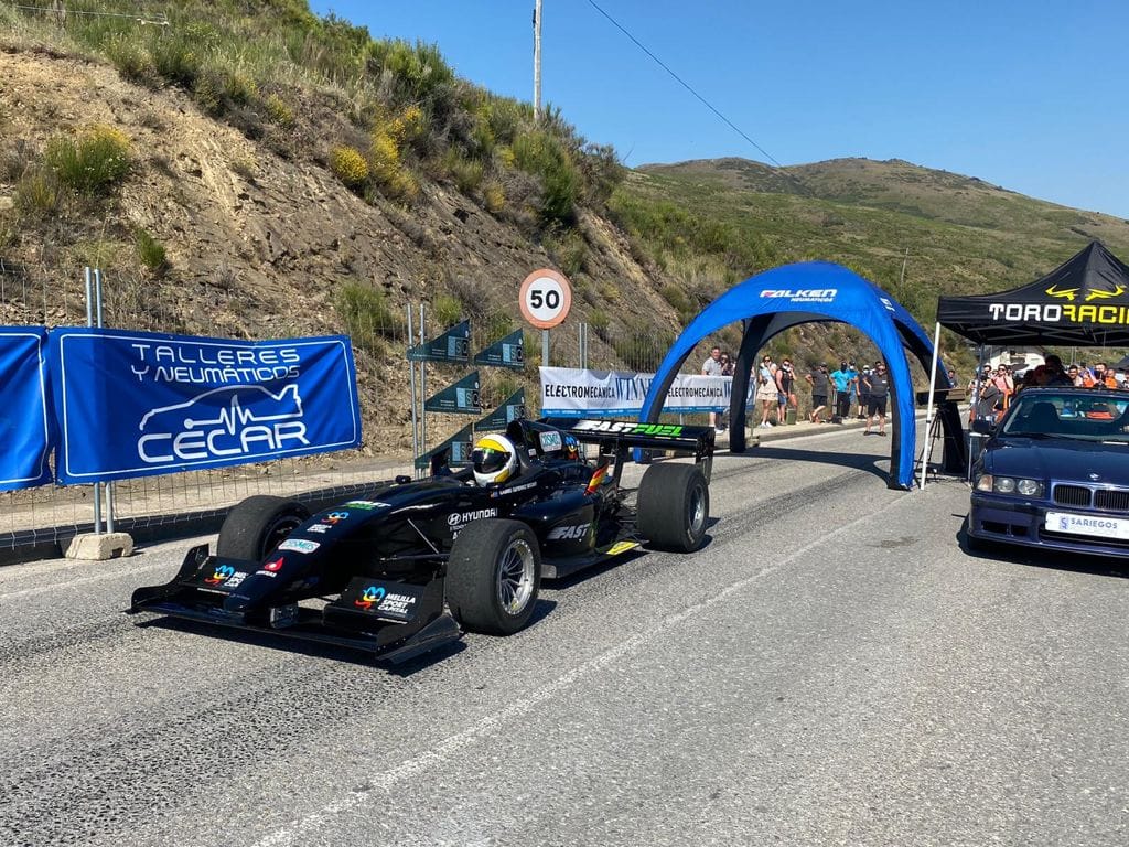 🥇🏆 Victoria absoluta y récord del... - Cosmos Racing Works
