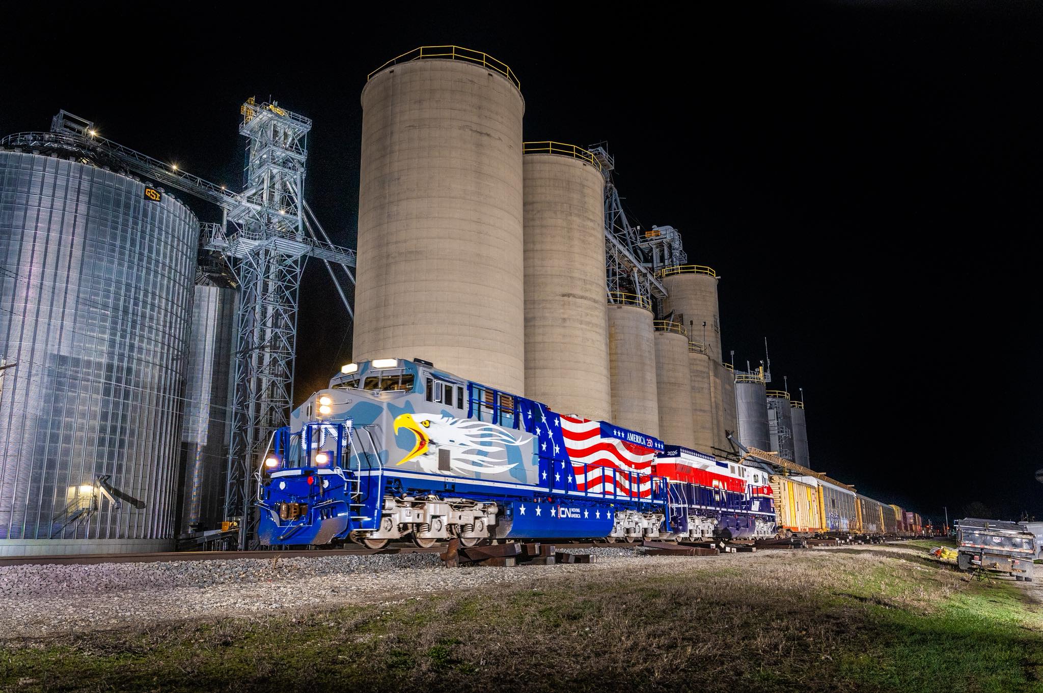 CN Z194 train debuts America 250 design