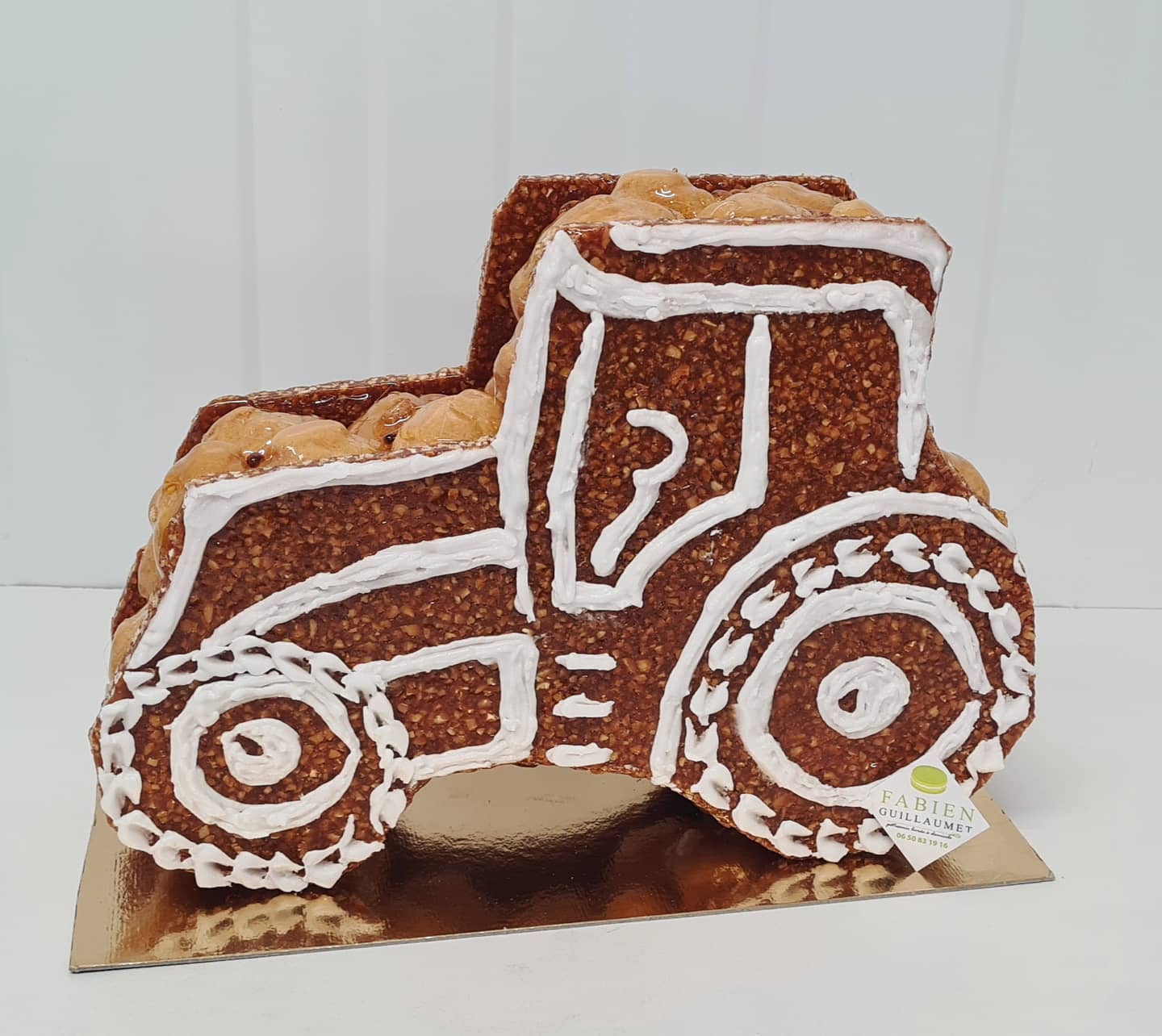 Patisserie Fabien Guillaumet Tracteur En Choux Et Nougatine Facebook