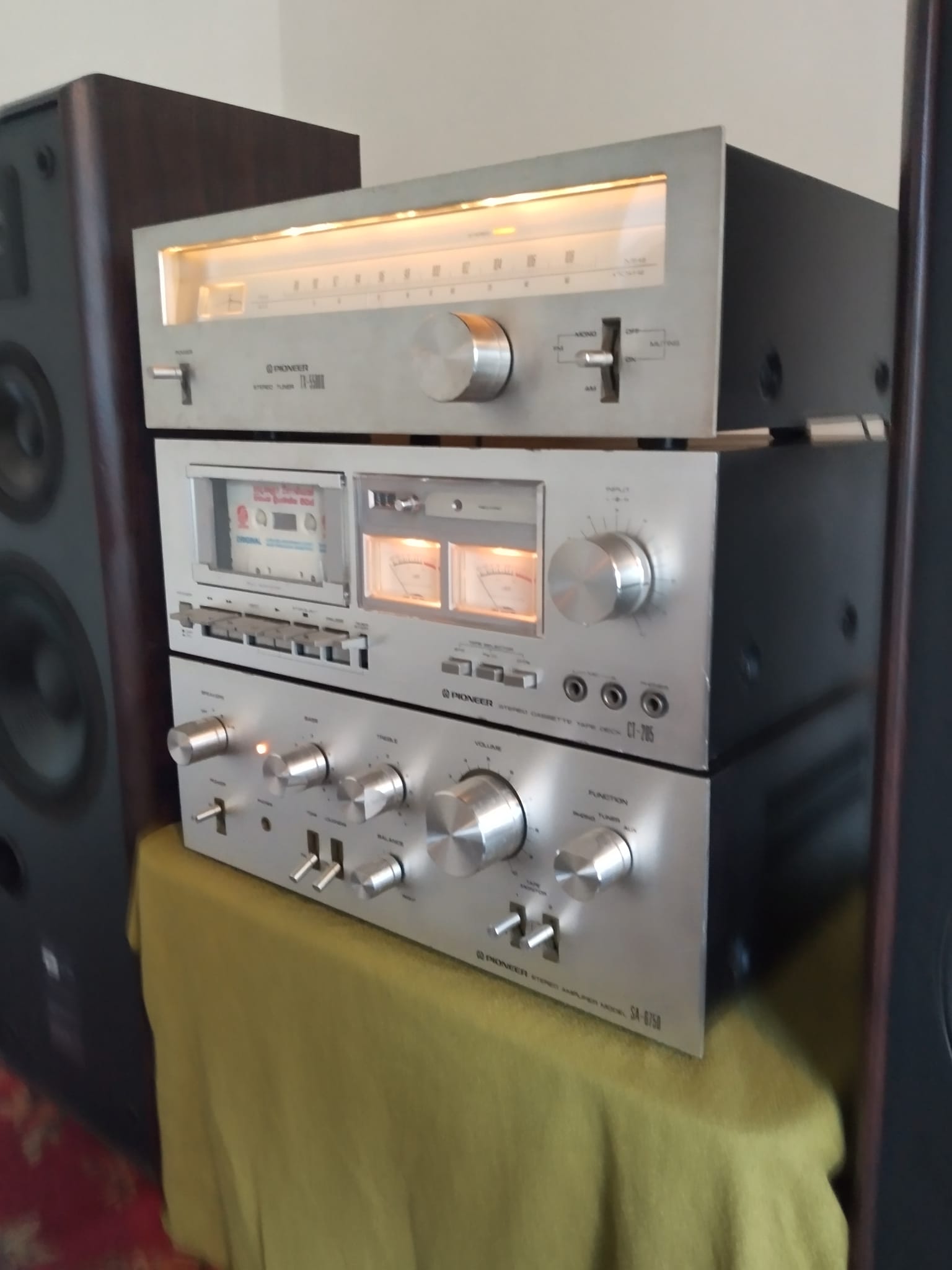 Pioneer SA-6750 Vintage Amplifier 0722528523 Asking for 18,000