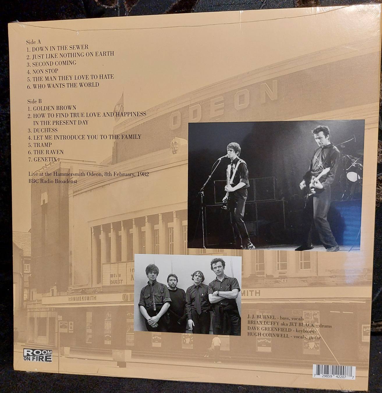 The Stranglers - Live At The Hammersmith Odeon 1982. (Room189 