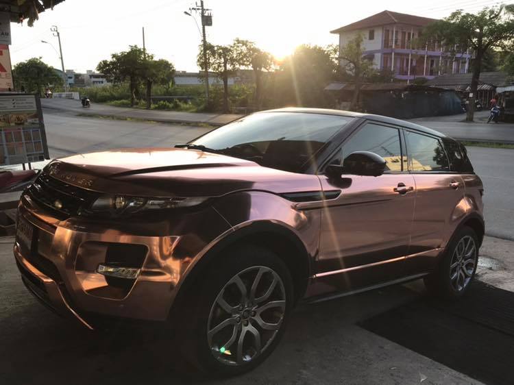 Range Rover wrap Rose Gold Chrome สวยๆมีสไตล์ ต้องที่นี่ครับ ... สนใจ ...