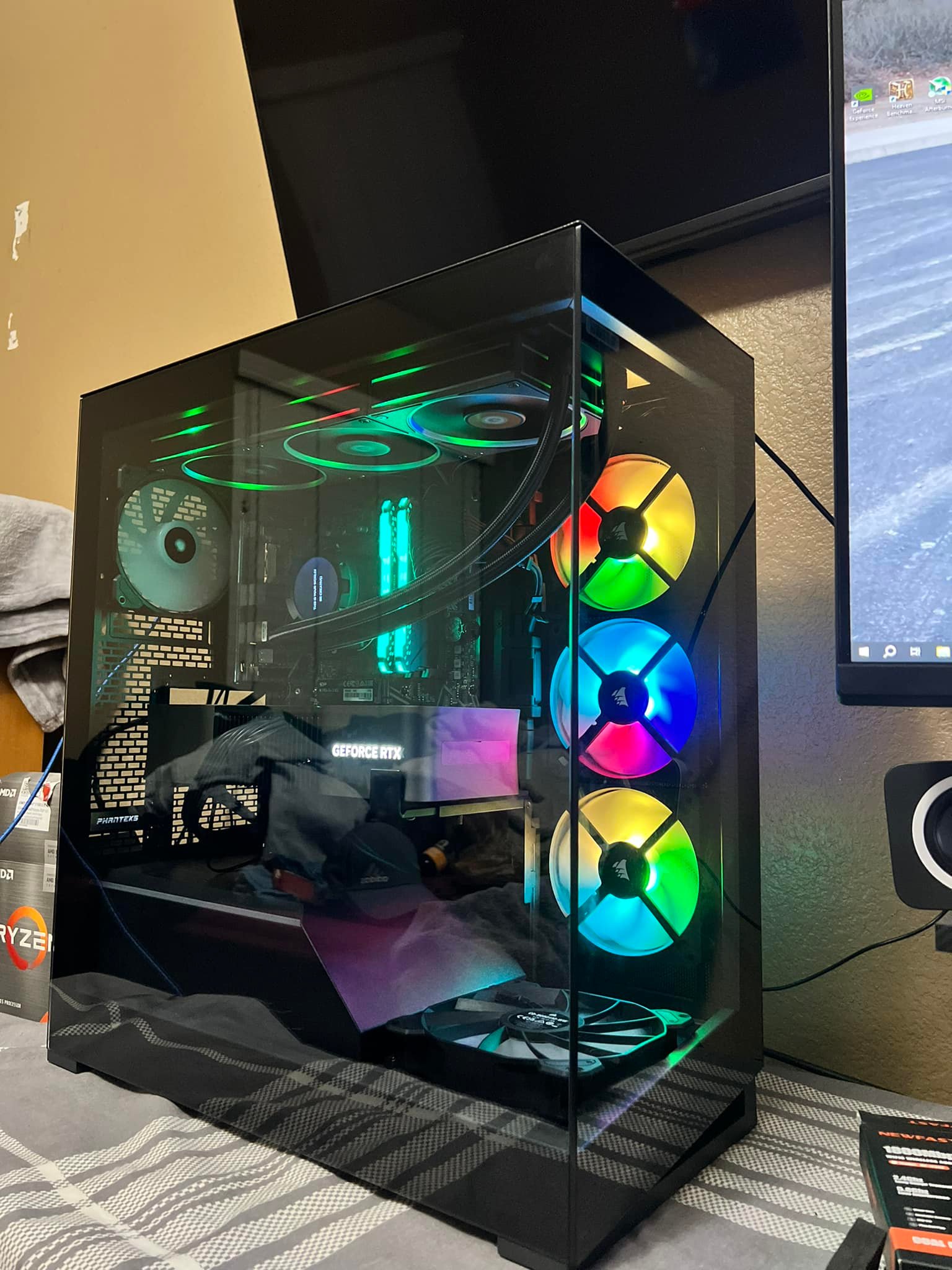 PC Builder and Setups Community | Anyone used CORSAIR iCUE COMMANDER ...