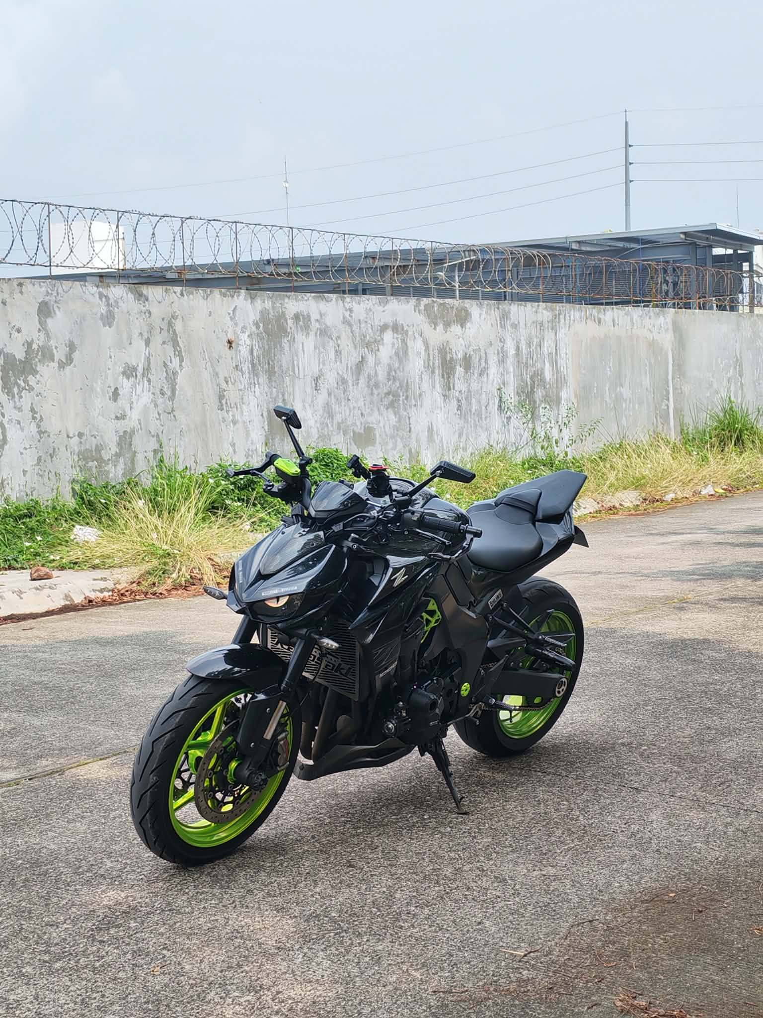 2018 Kawasaki Z1000R for sale with premium upgrades