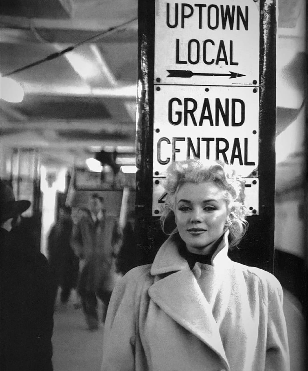 Marilyn Monroe rides subway at Grand Central Station