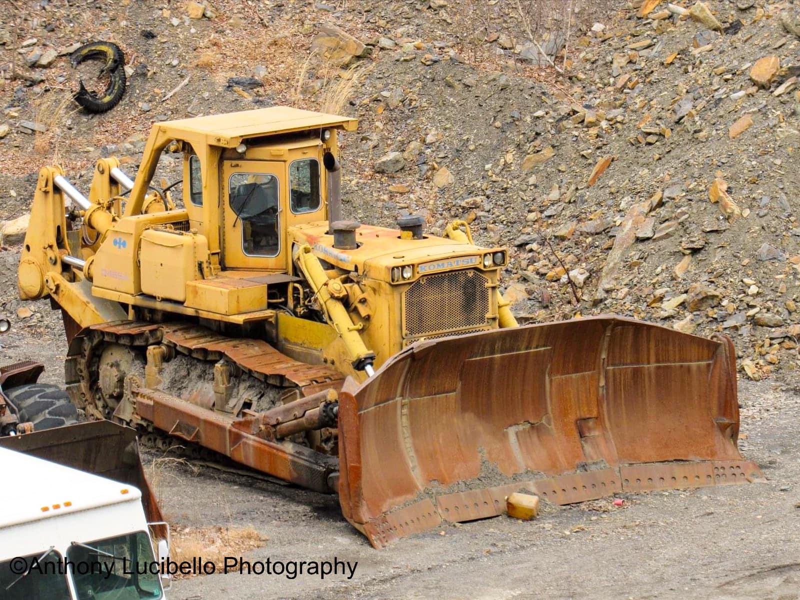 Komatsu D455, the bigger brother of D355 and Komatsus first super