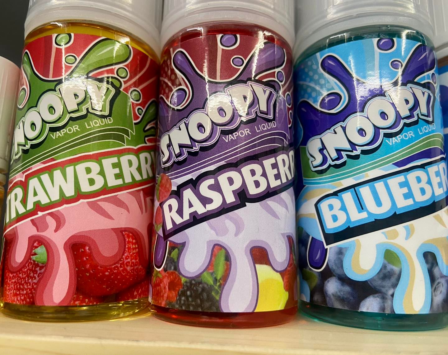 snoopy vape flavors VAPOR LIQUID Strawberry Raspberry Blueberry Available yan #DitoSaJuanitos Open everyday from 9AM-9PM ✓Walk-Ins ✓ Build/Battery Re-Wrap Services ✓ Delivery in nearby areas (SF applies) ✓ Delivery thru courier ✓ Cash, Gcash Flavor:Blueberry Storm 8k Puffs Vapes Candy King Strawberry Watermelon