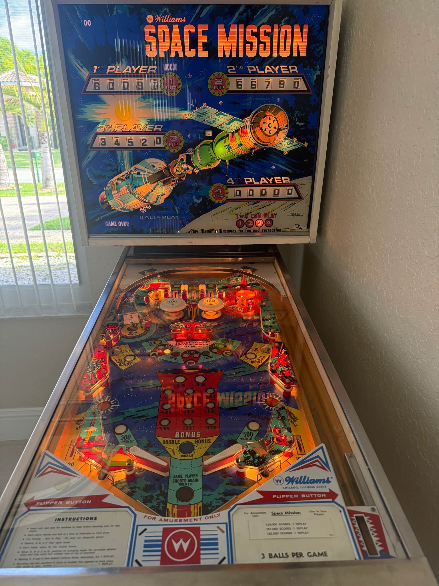 1975 Space Mission Pinball machine - Slot Machines - Coral Springs ...