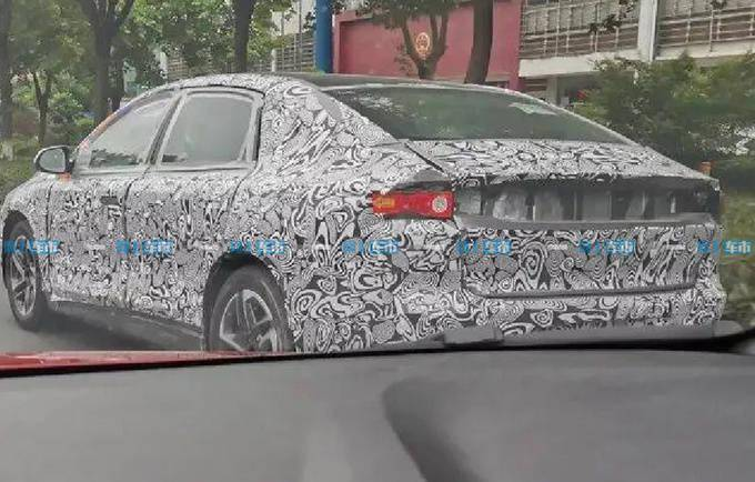 Chery Ruiteng 01 is a new Chinese electric sedan. The Ruiteng 01