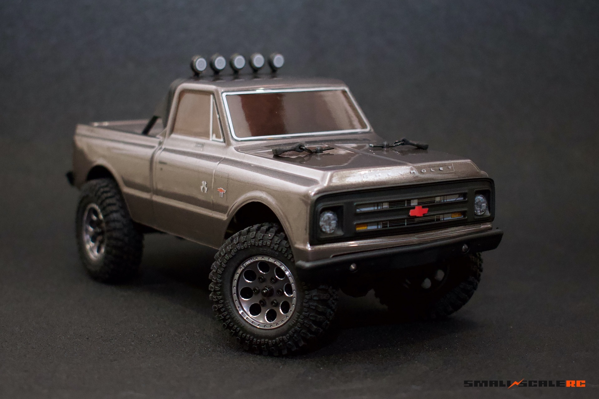 Small Scale RC - Now that's one good-looking Axial Racing... | Facebook