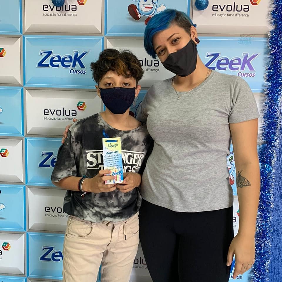 Zeek Cursos - 🎂 Feliz aniversário, Henzo!!! 🎊🎈🎂 Que seu... | Facebook