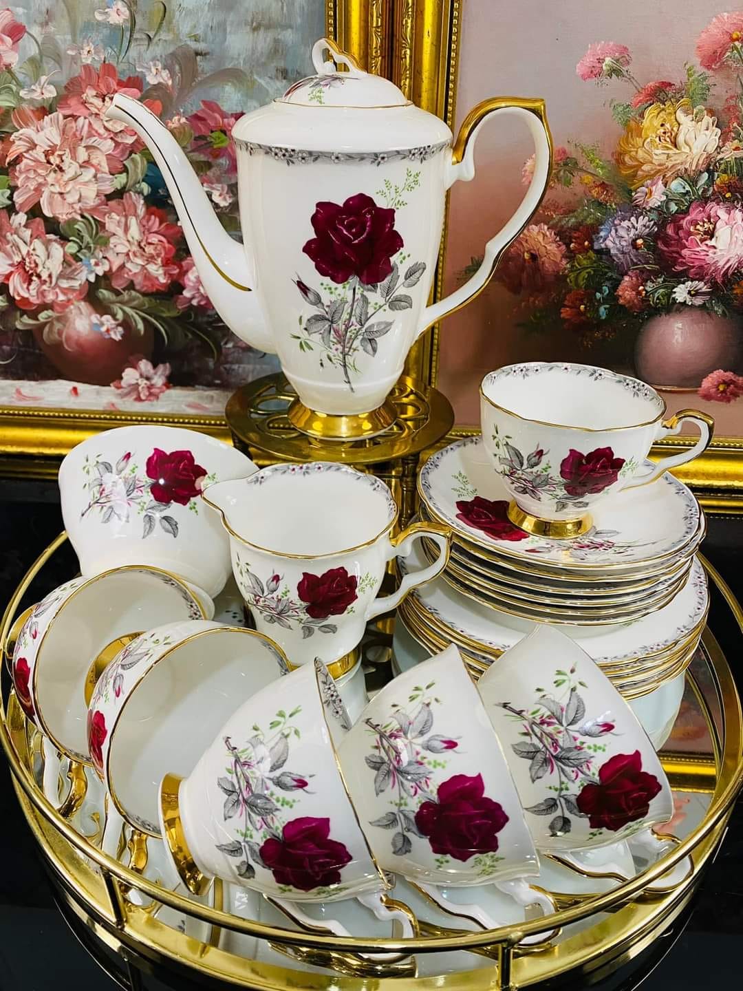 Best 23 piece dinosaur tea set with Royal Stafford bone china