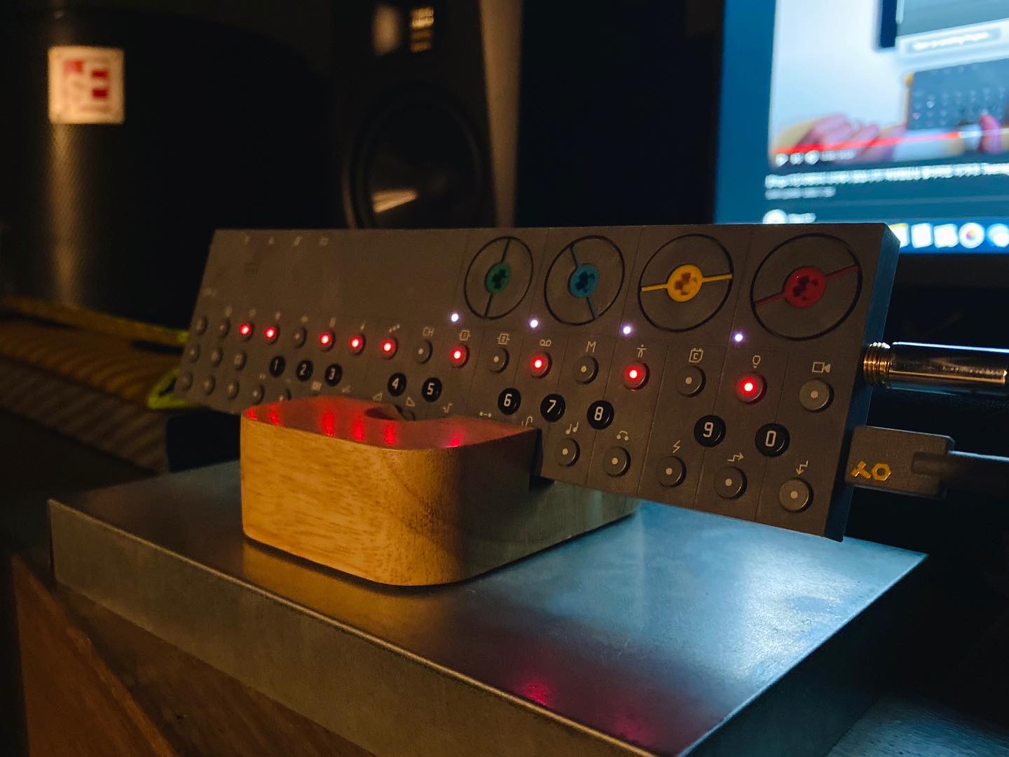 사운드캣 - Soundcat - Teenage Engineering_ OP-Z . #사운드캣 #자운드... | Facebook