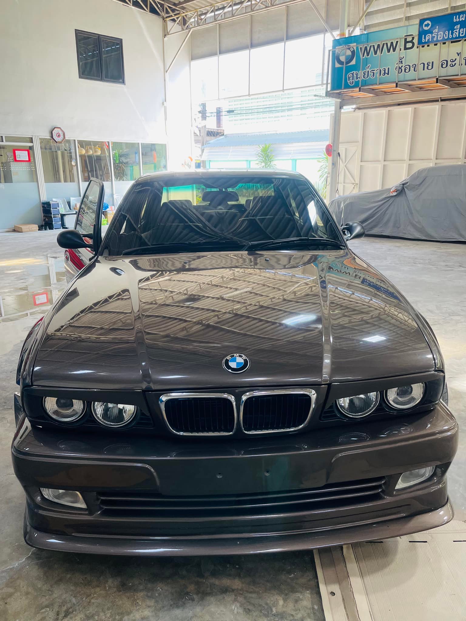 E34 VIP