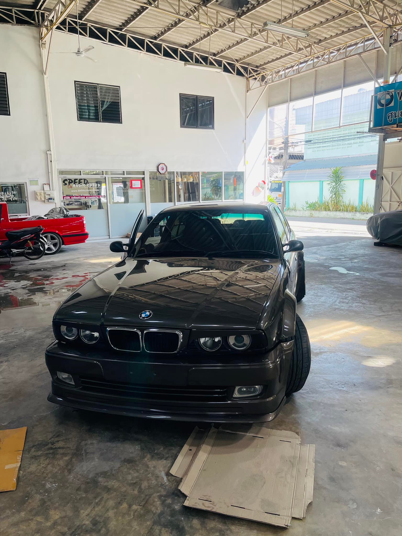 E34 VIP