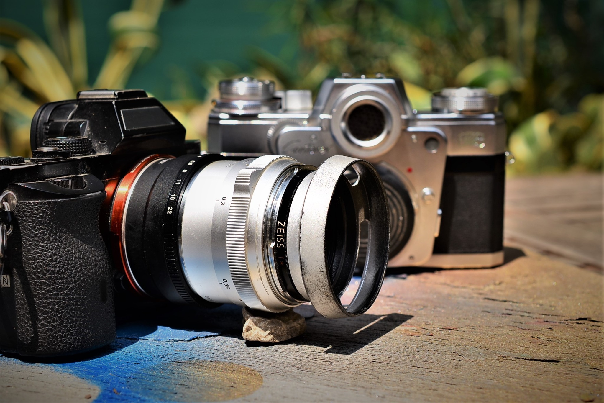 Contarex planar 50mm f/2 lens review