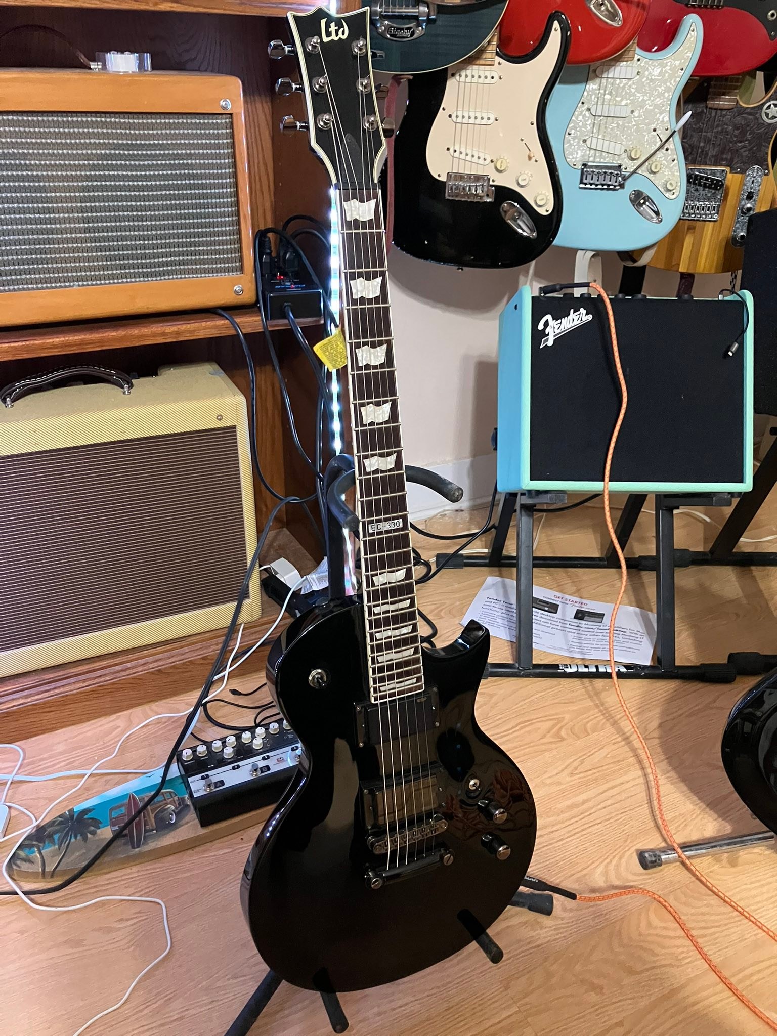 Esp Ltd Ec330 Guitar Information