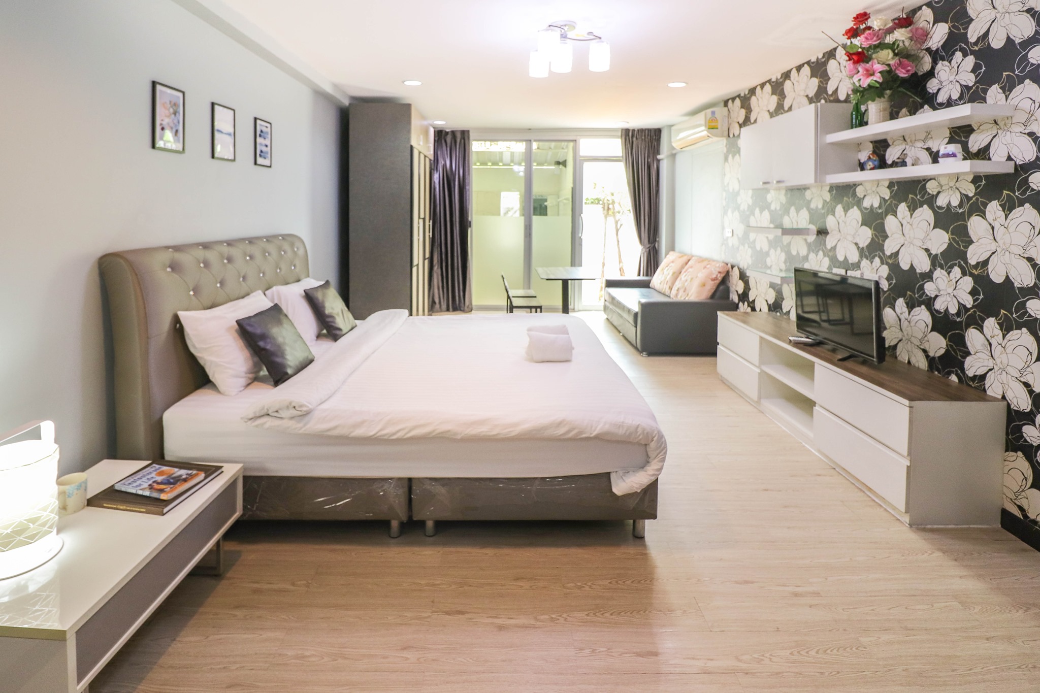 📢ให้เช่าห้อง... - Baan Sabai Rama IV Service Apartment | Facebook