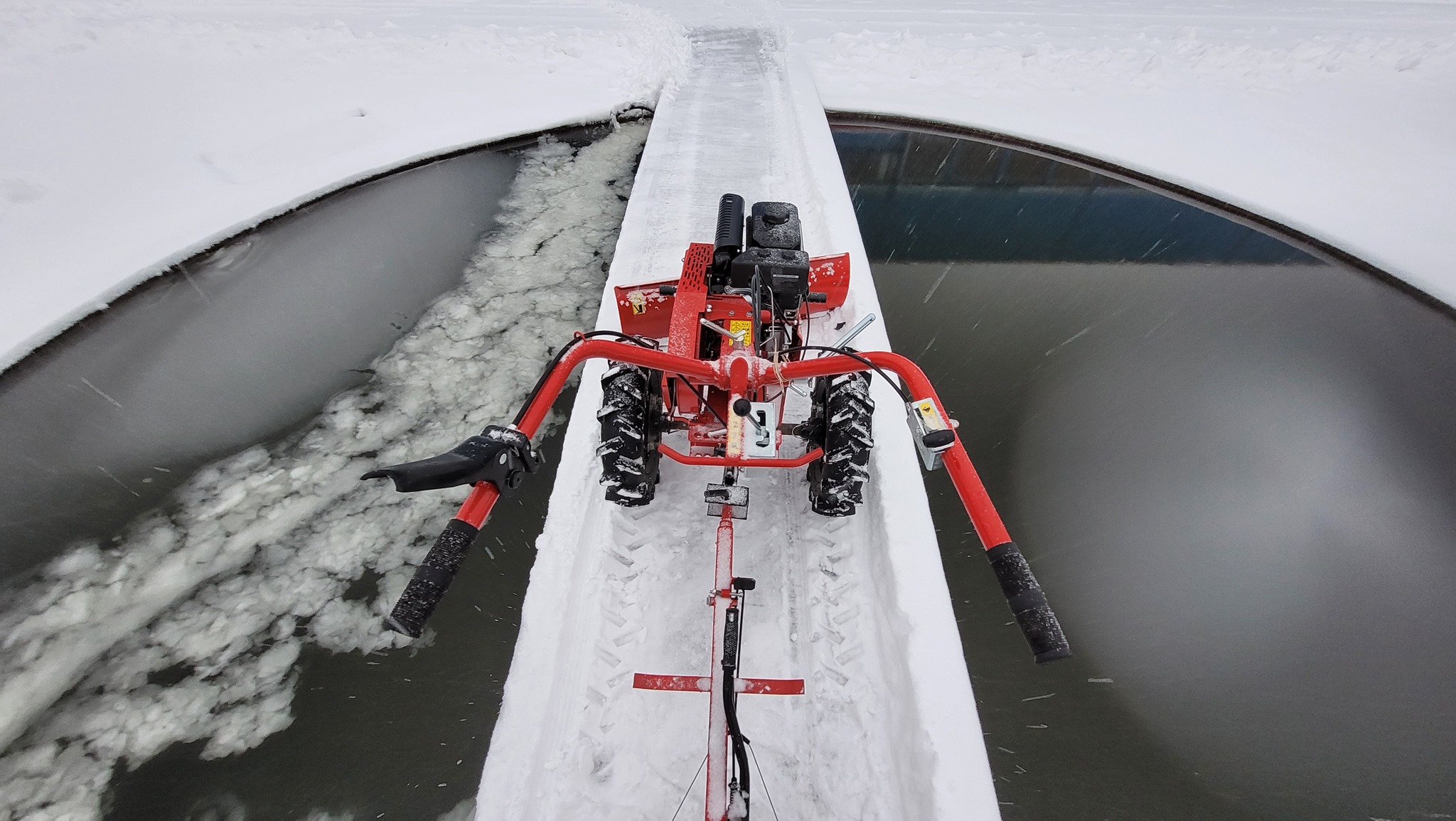 VATOR innowacyjny mini traktor | Ostrava