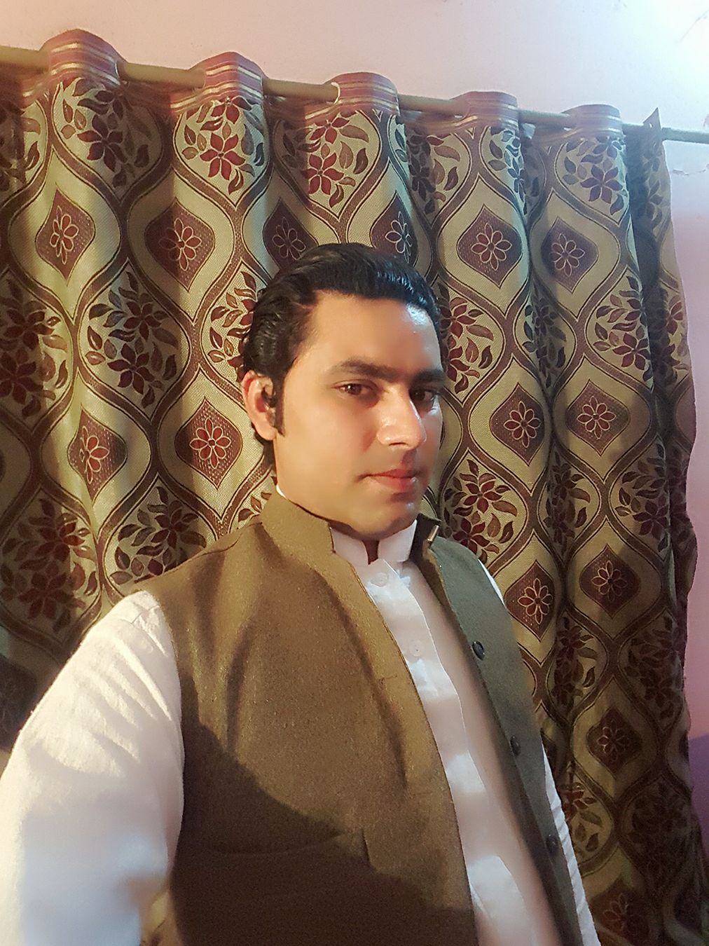 Singer Abid Jan