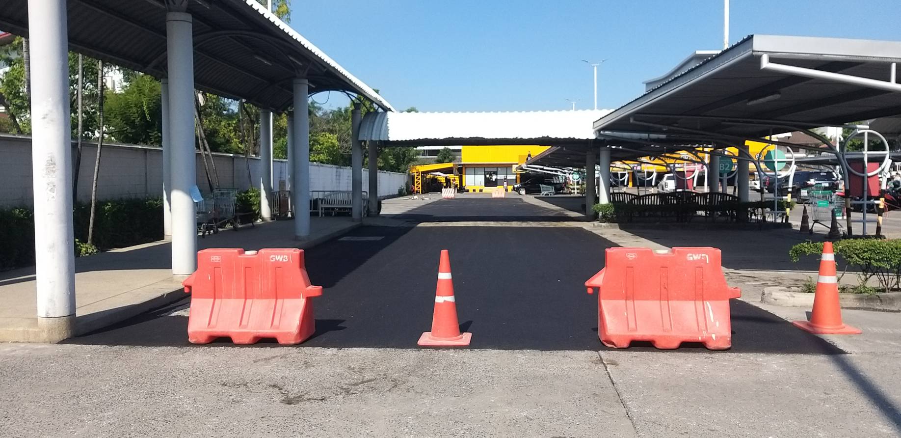งานปรับปรุงถนนภายในห้างสรรพสินค้า... - MPC ENGINEERING CO.,LTD | Facebook