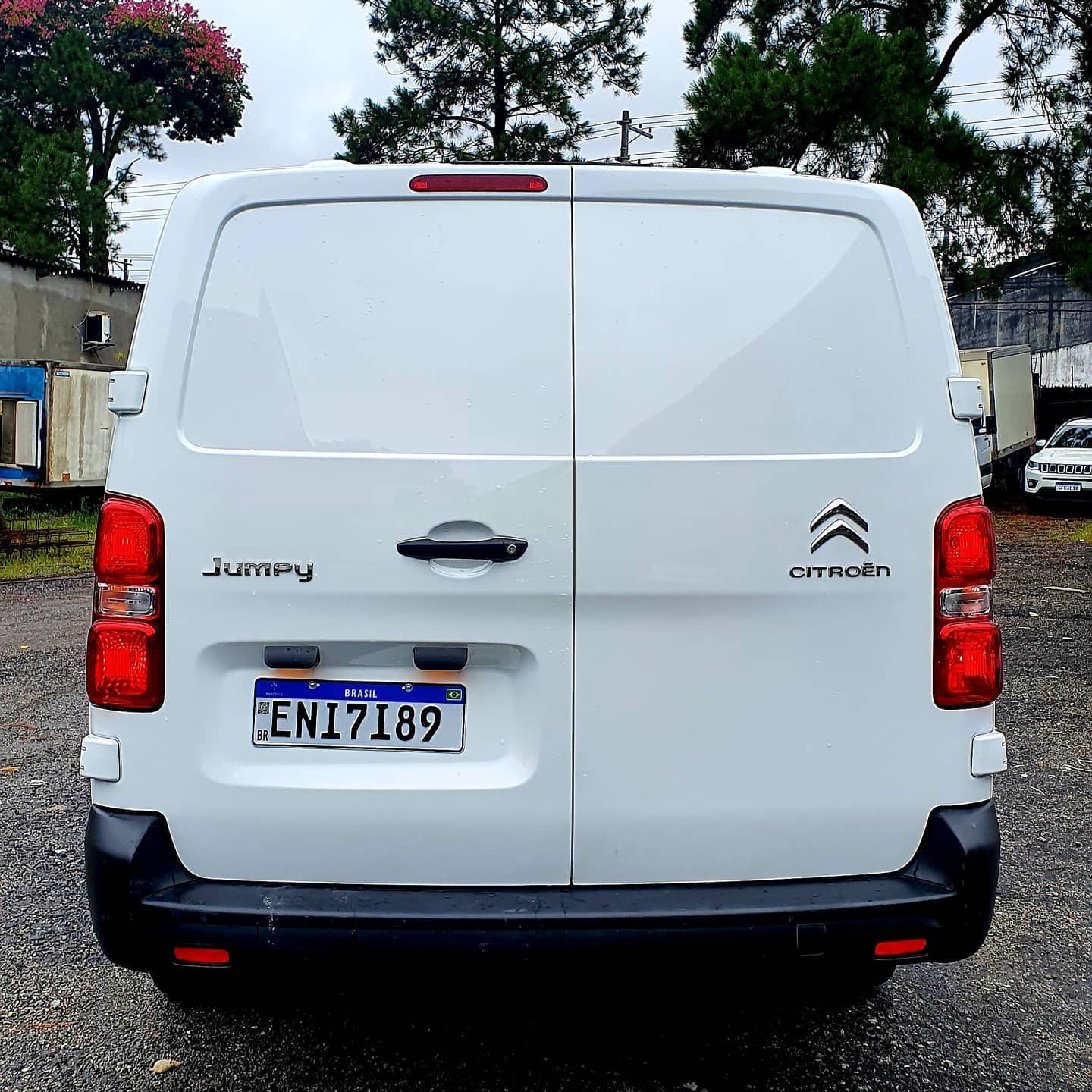 Revestfibra - Isolamento termico em Citroen Jumpy 6.6 m3... | Facebook