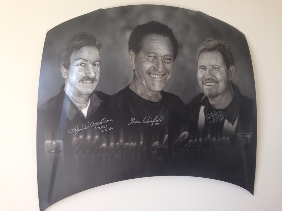 Kustom Kollege - The famous signed bonnet of Charlie...