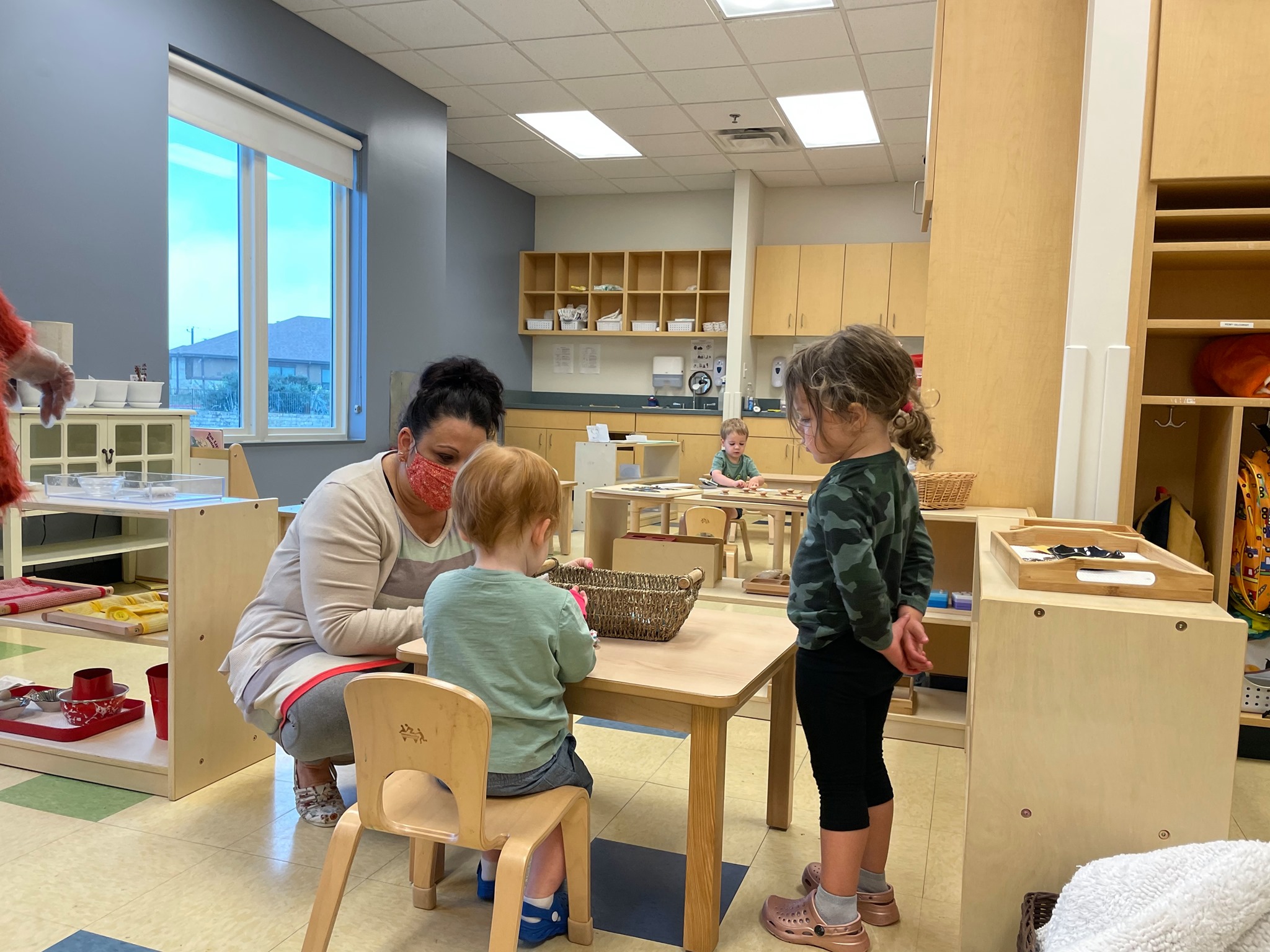 Learning how to... - Guidepost Montessori at South Riding