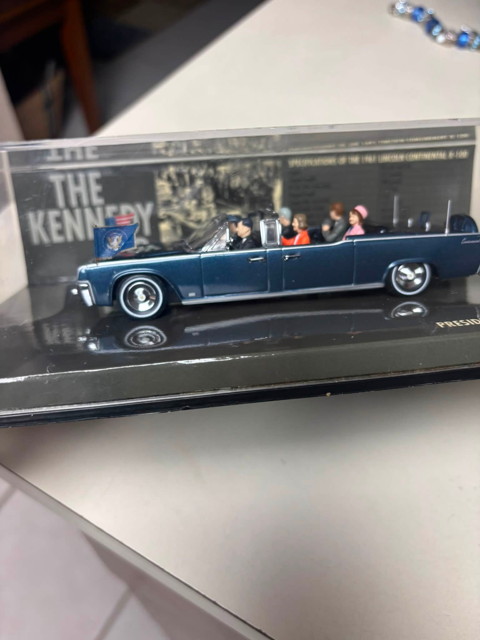 LINCOLN CONTINENTAL X100 1961 ケネディ大統領 1961 Lincoln Continental Kennedy Presidential Vehicle Model with