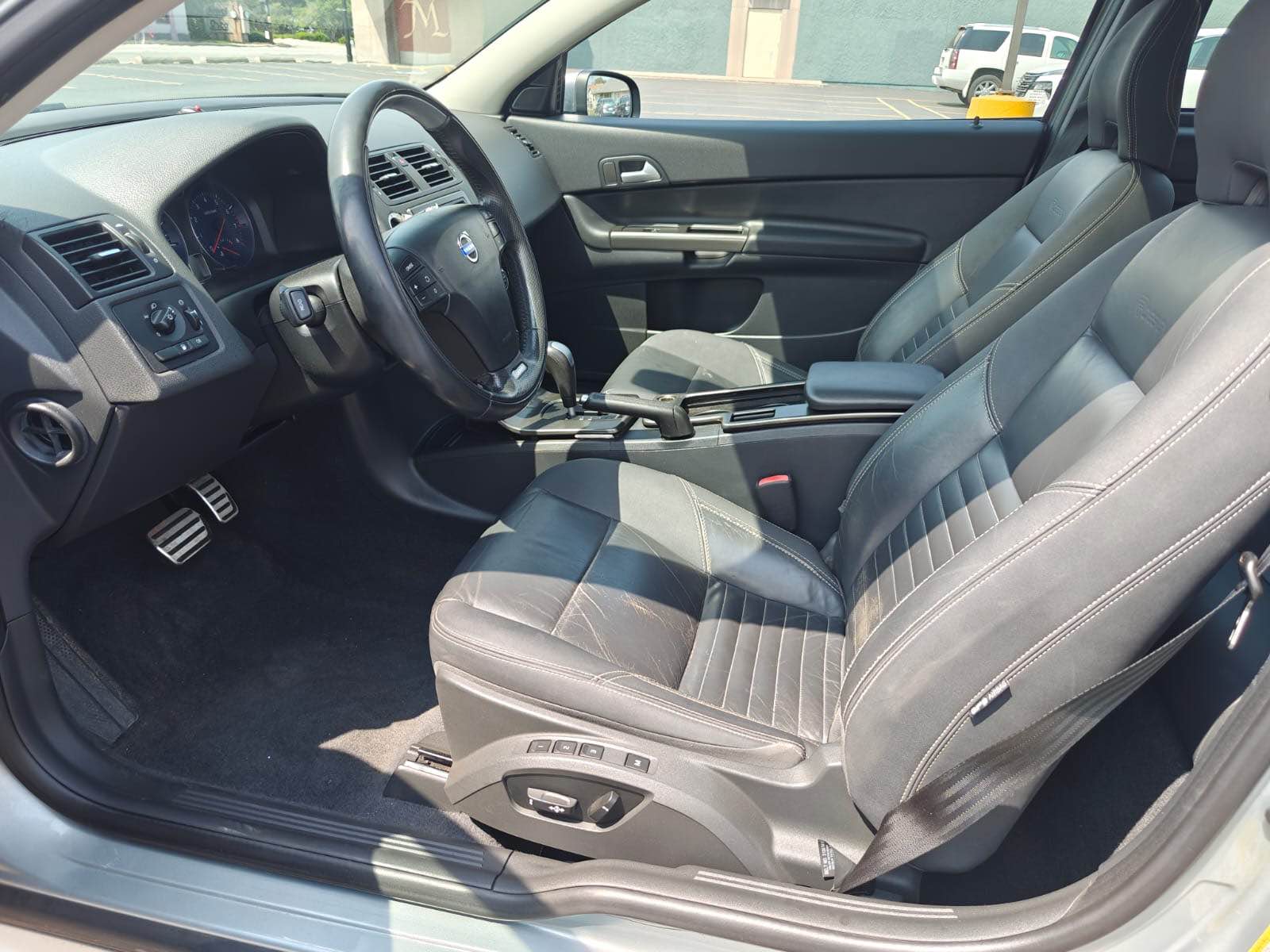 2013 Volvo C30 Color, Specs, Pricing