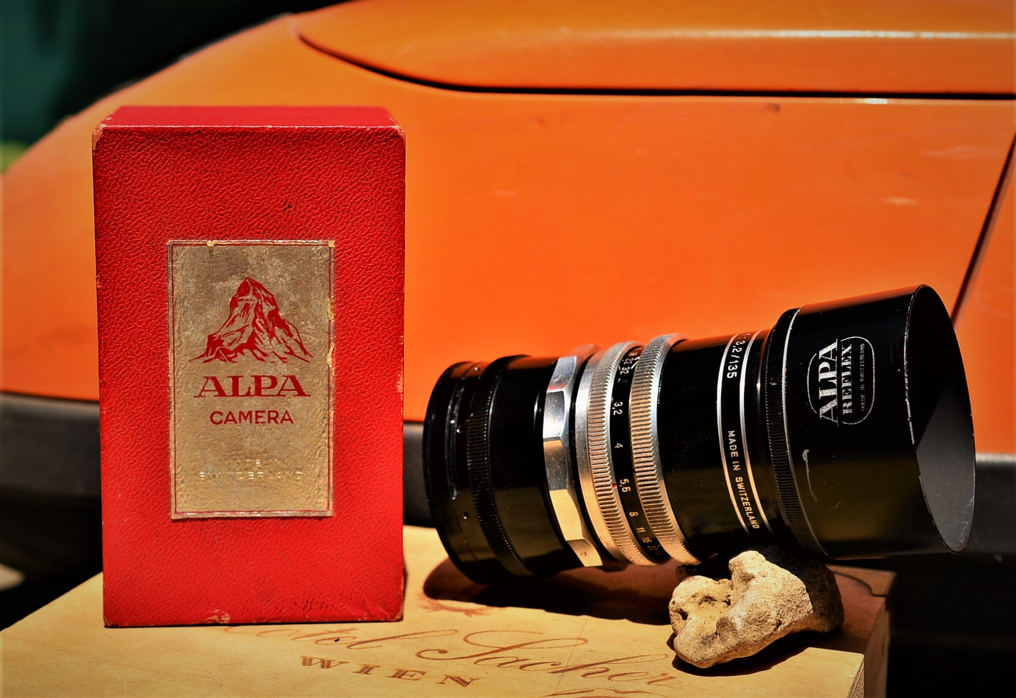 Made in Holland, Old Delft Delfinar 105mm f3