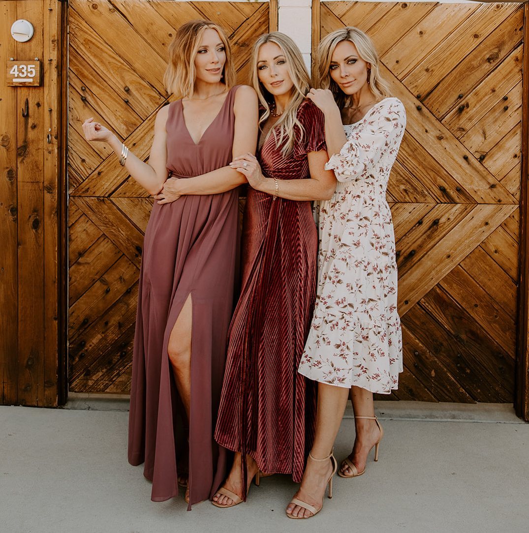 black long sleeve bodycon dress plus size Maxi in Mesh Satin Polyester Bridesmaid Dresses Crafted from soft colour-yellow Color:Ivory/Light Blush