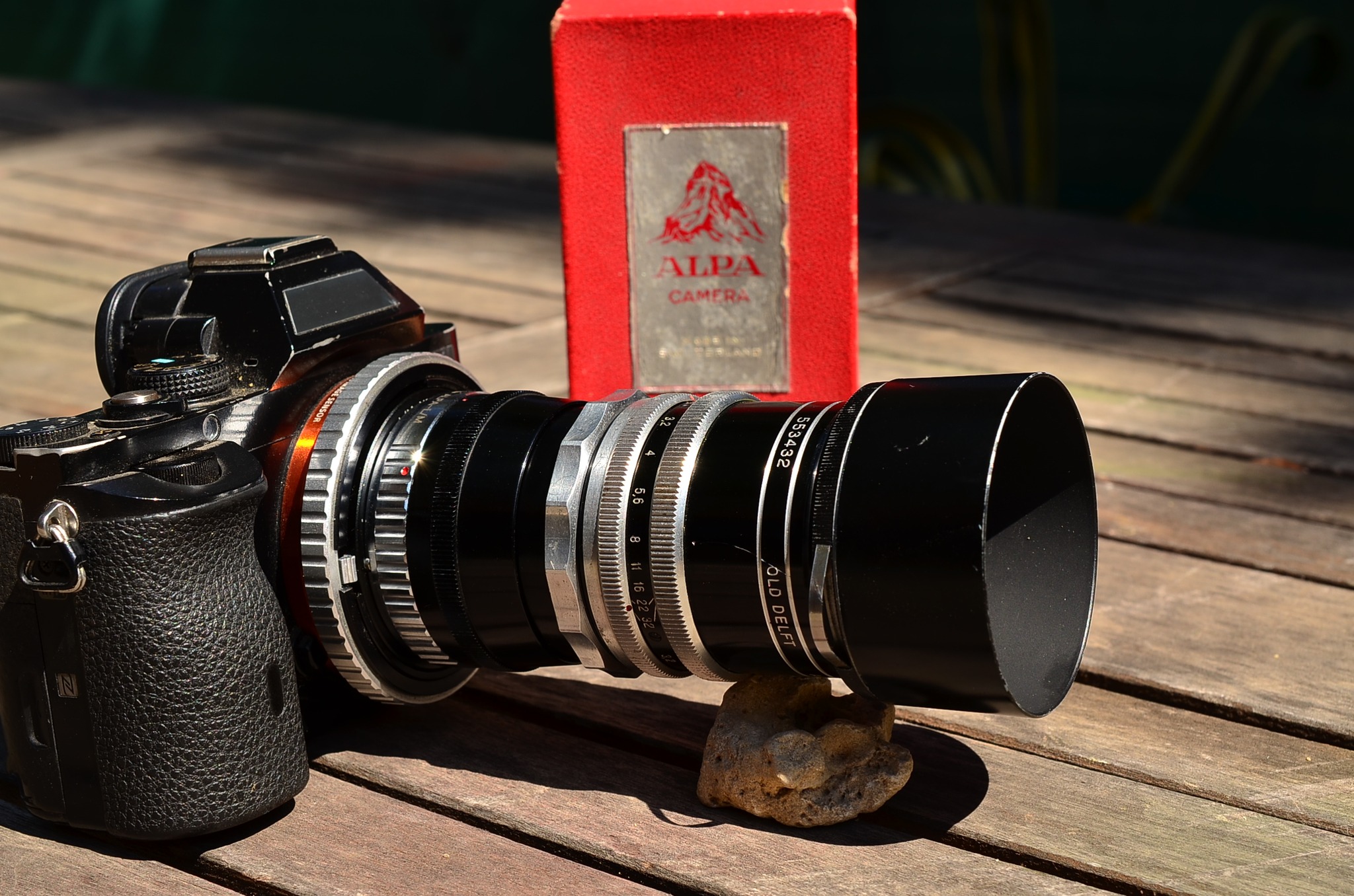 Made in Holland, Old Delft Delfinar 105mm f3