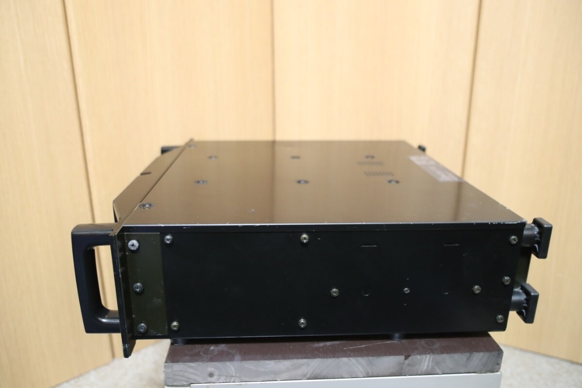 RAMSA 2 Channel Power Amplifier WP-9440.