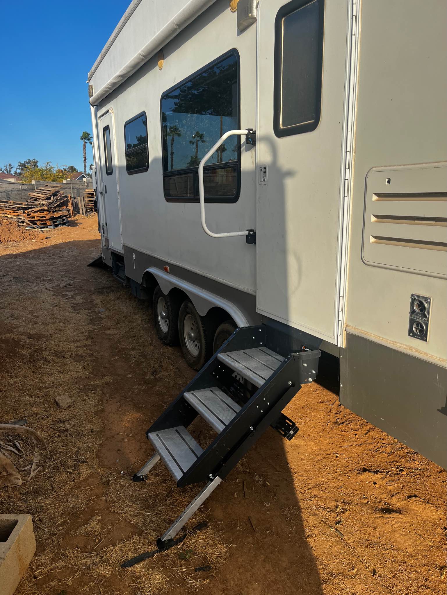2005 Keystone Raptor - RVs & Campers - Signal Hill, California ...