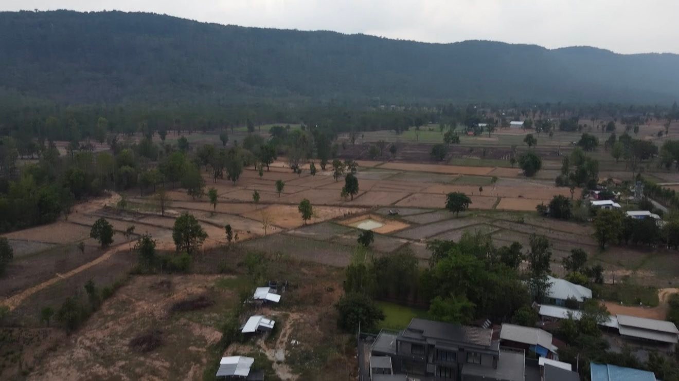 Toey Apiwat Boonanak added a new photo. - Toey Apiwat Boonanak