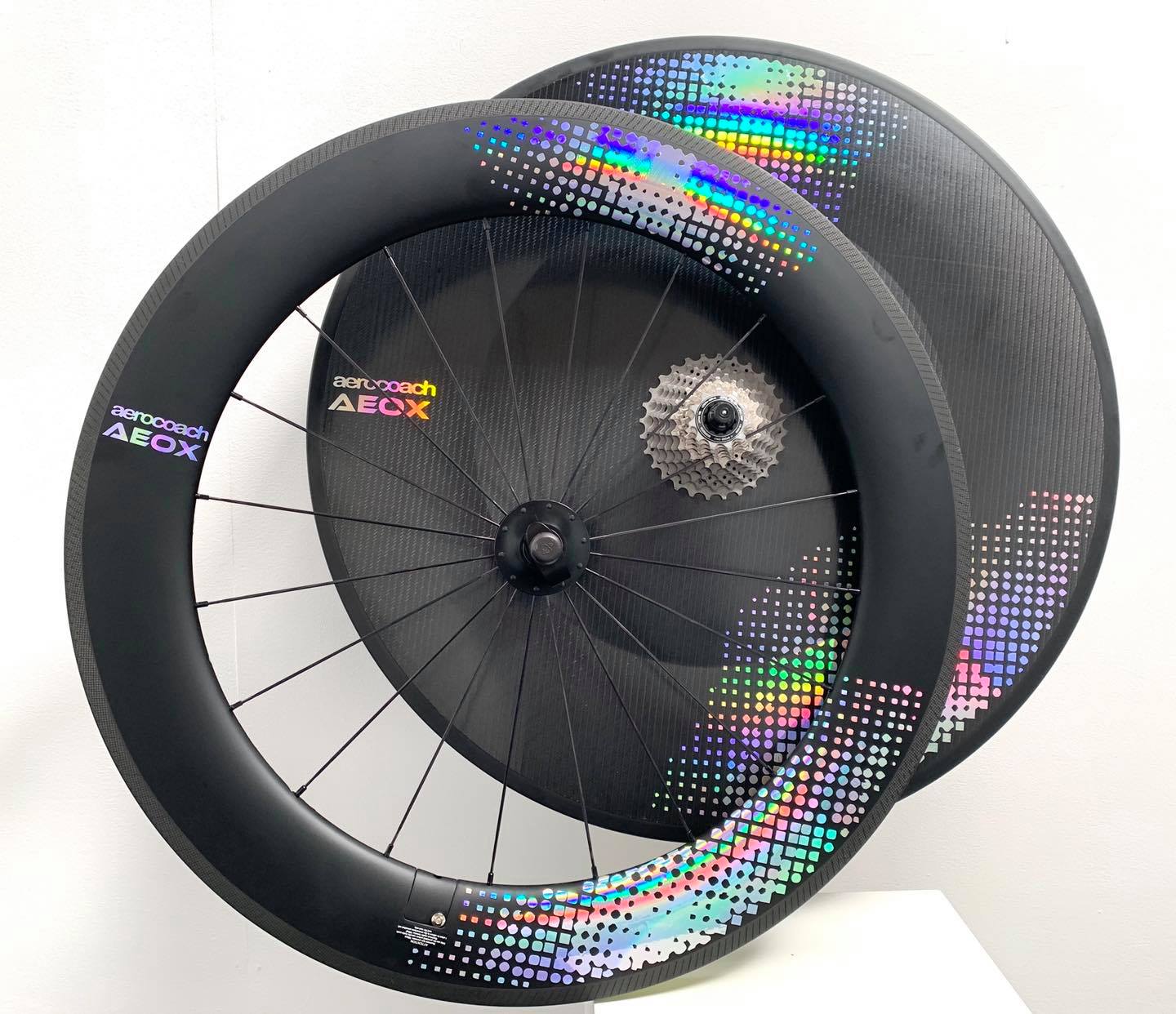 A set of bright and shiny Zero Lemon LTD edition AEOX wheels! From