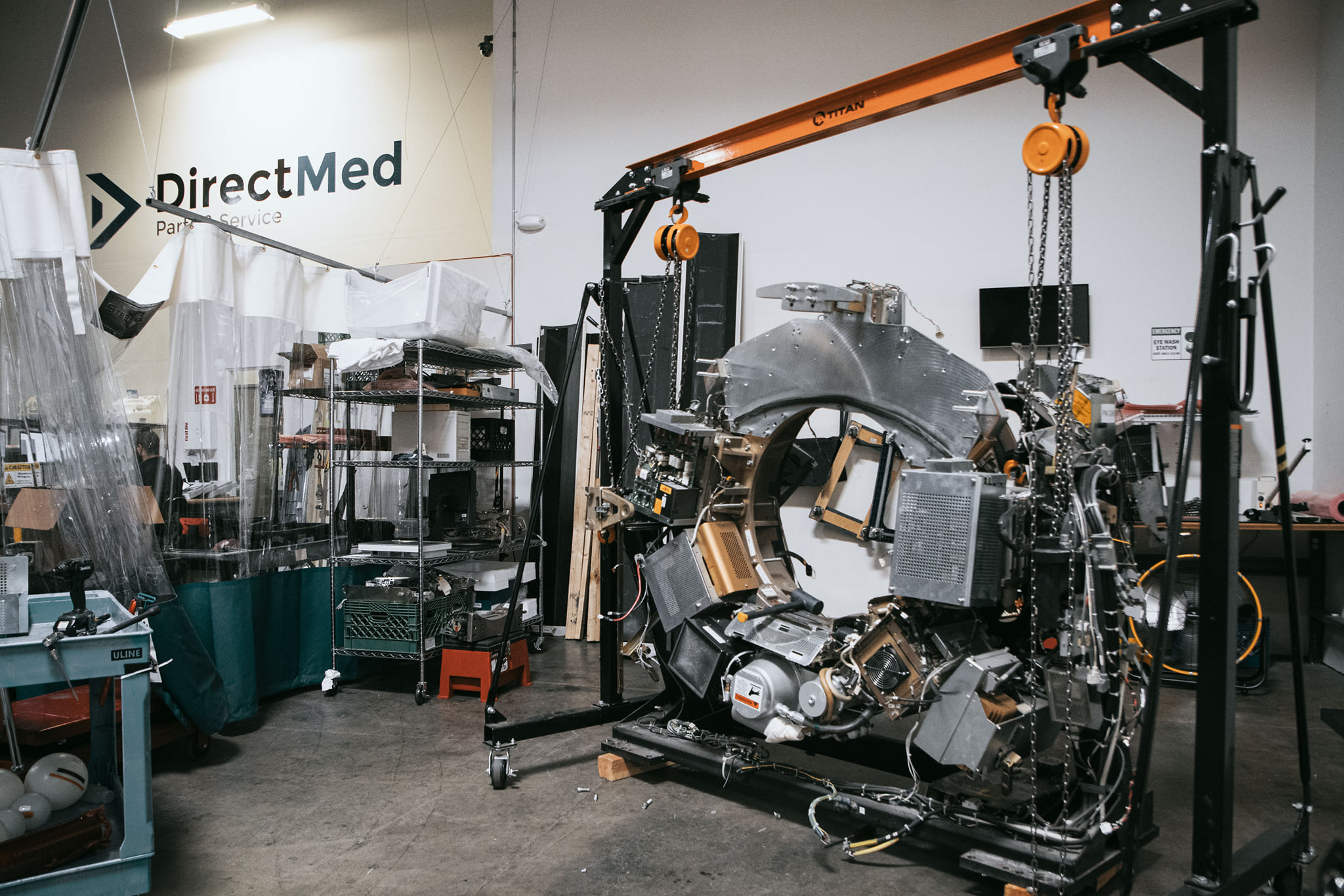 An inside look at a GE PET/CT 4 Slice!... - DirectMed Imaging