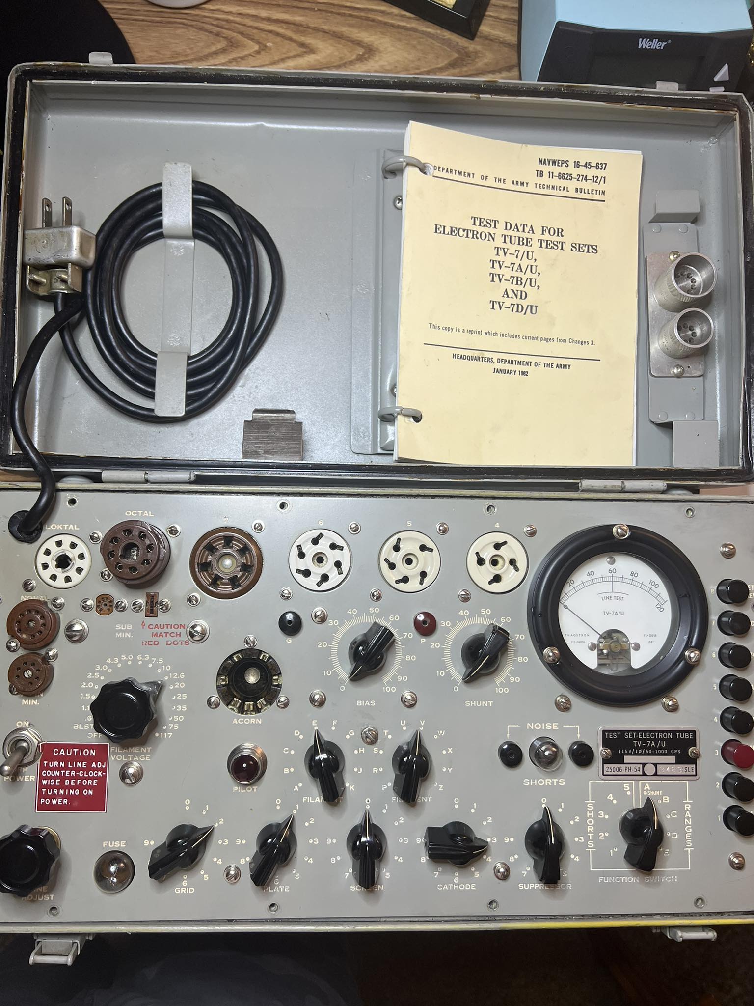 Restoration and calibration of a vintage TV-7D/U tube tester