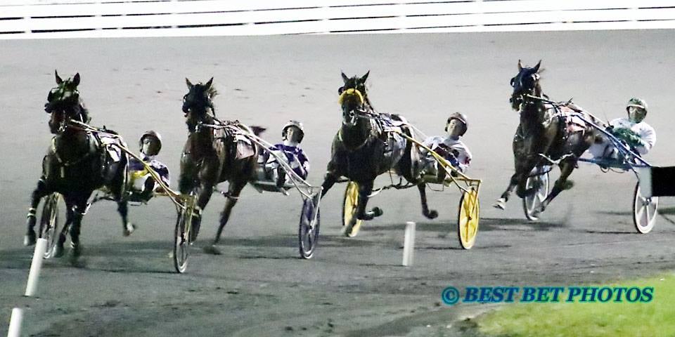 Visit http://bit.ly/RosecroftPPs0405... - Rosecroft Raceway