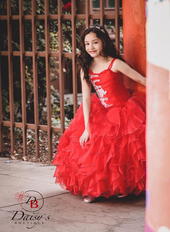 Porque el sueño de toda... - Quinceañera Magazine Colorado | Facebook