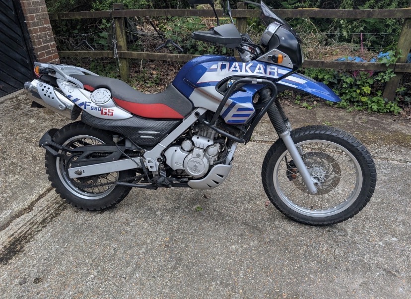 What seat height is on the F650gs Dakar model?